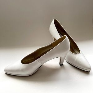 vintage white point heels pumps size 7